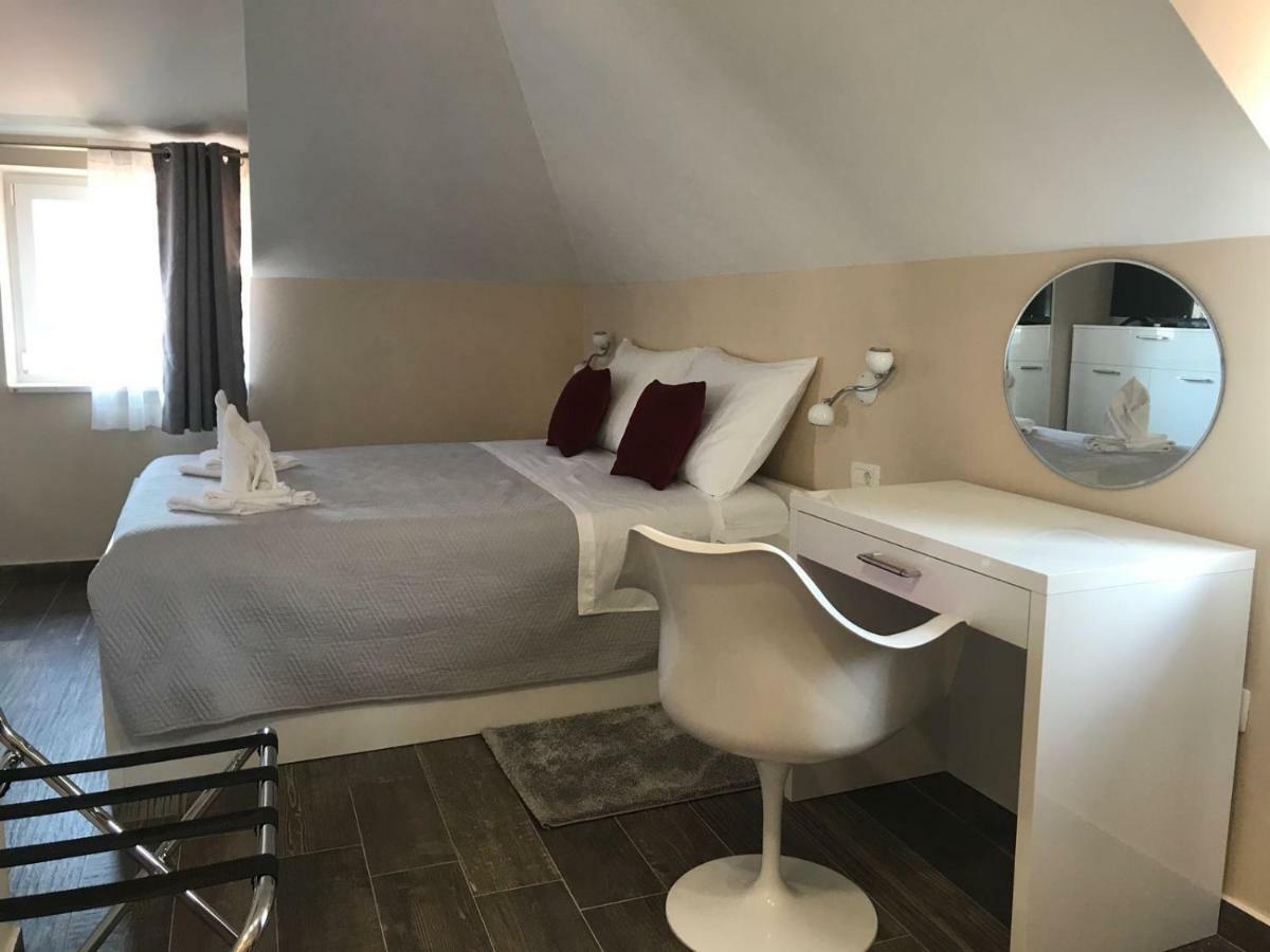Elegant Residence Rooms & Apartments Split Eksteriør billede